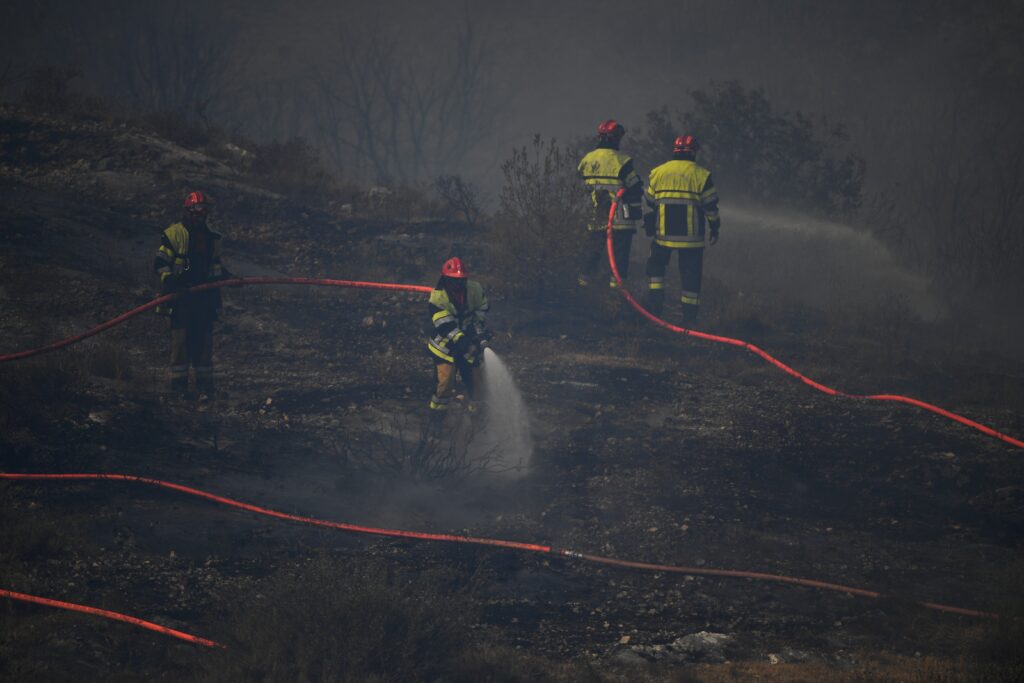 Incêndios na Europa - fonte: CLEMENT MAHOUDEAU / AFP