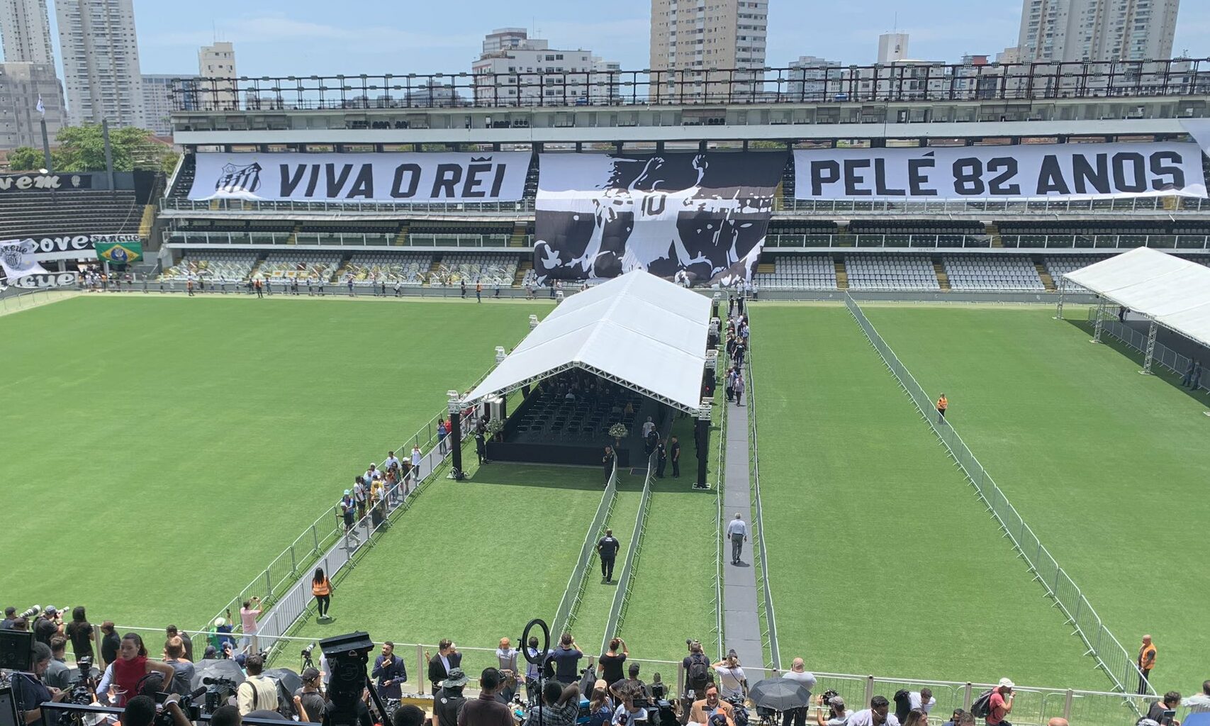 Santos se despede do Rei Pelé 👑