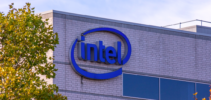 Intel menggandakan masa depan: chip 1nm dan pabrik otomatis dengan robot AI