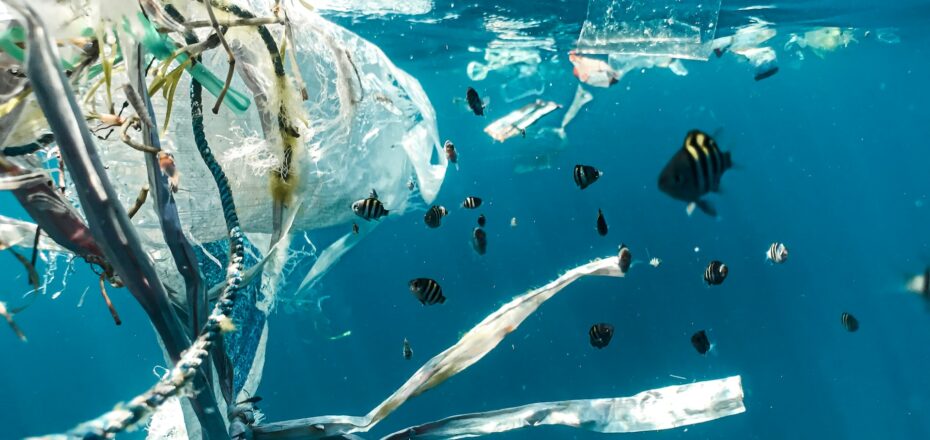 plástico nos oceanos - fonte: Reprodução/Unsplash